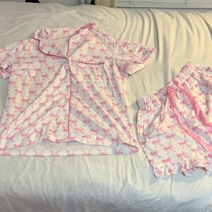 Bowknot Short Sleeve & Ruffled Shorts Pajama Set